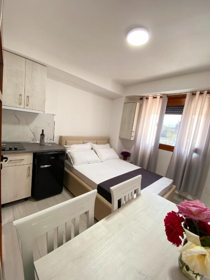 Sunny Guest House Vlorë 外观 照片