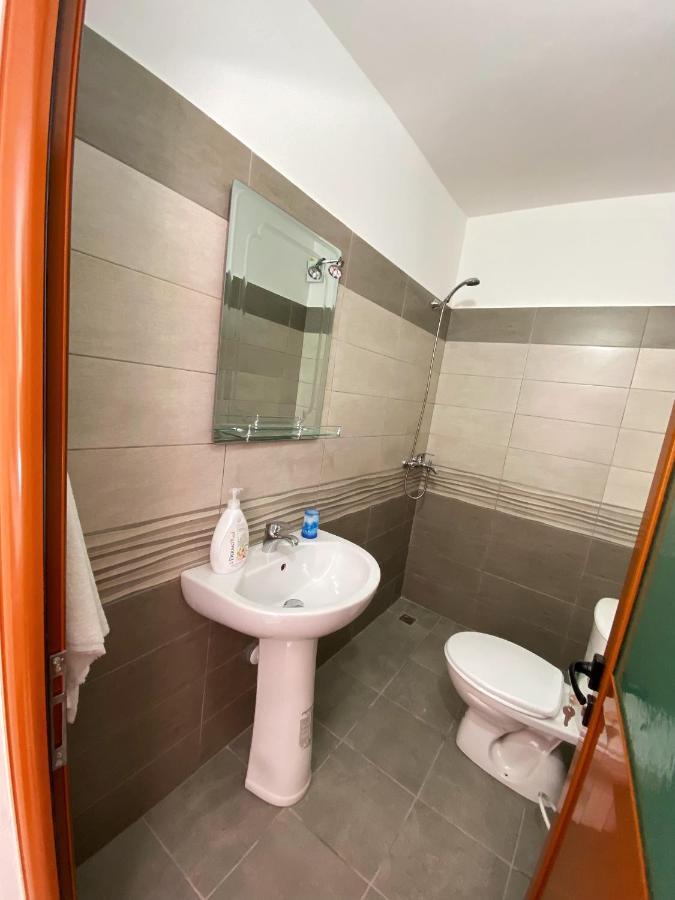 Sunny Guest House Vlorë 外观 照片