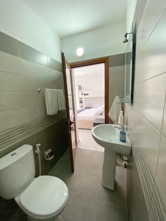 Sunny Guest House Vlorë 外观 照片
