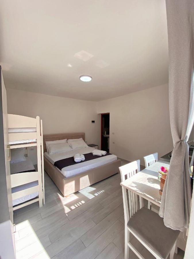 Sunny Guest House Vlorë 外观 照片